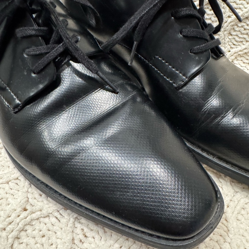 Calvin Klein men’s leather dress shoes